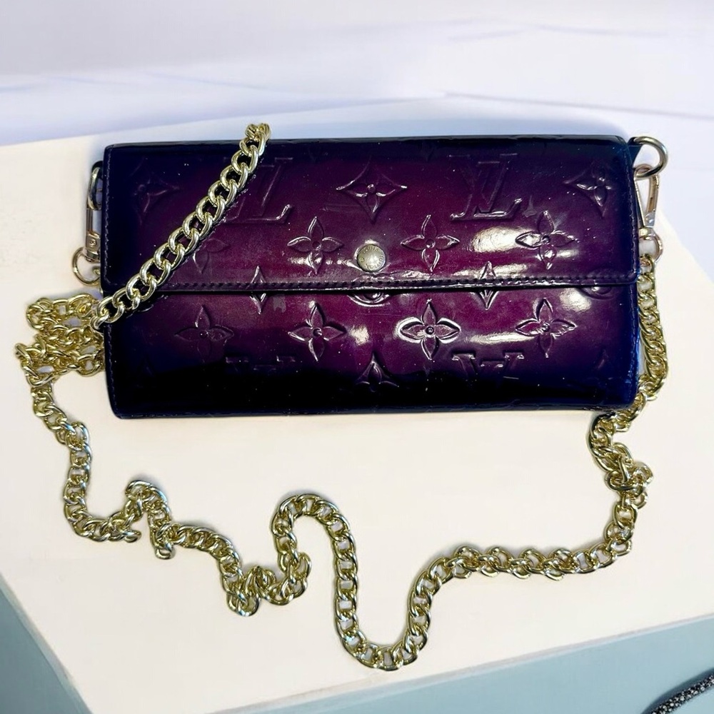 Louis Vuitton Vernis Sarah Wallet